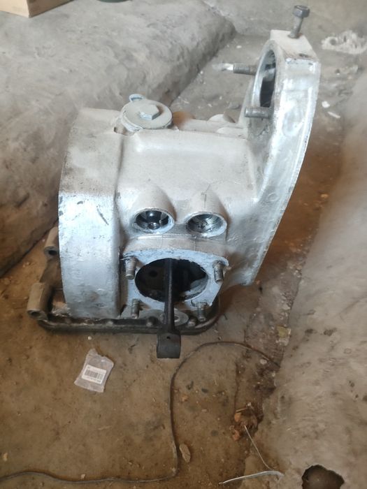 Продам запчасти на мотоцикл Урал