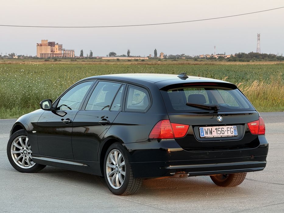 BMW 3 Series 2011 — imagine 4