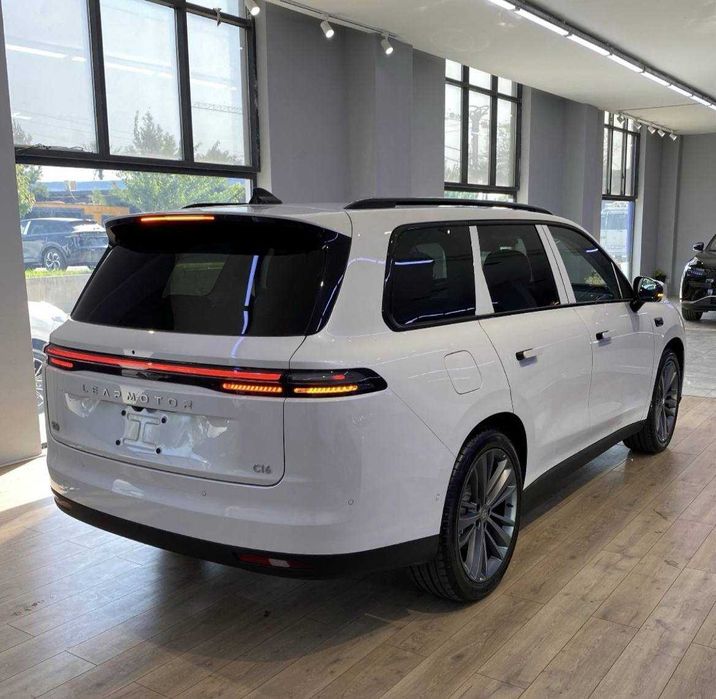 Leapmotor C16 280KM Gibrid 25% boshlangich tolov 1 ta pasport bilan