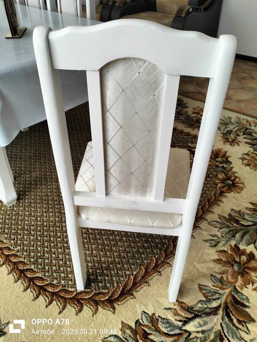 Продам стулья почти новые