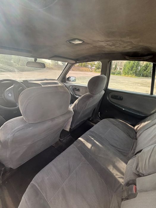 Nissan primera 1991
