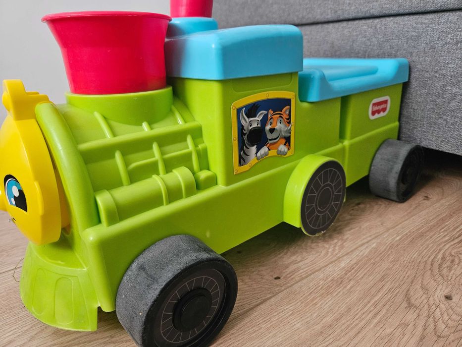 Fisher-price влакче за каране и бутане