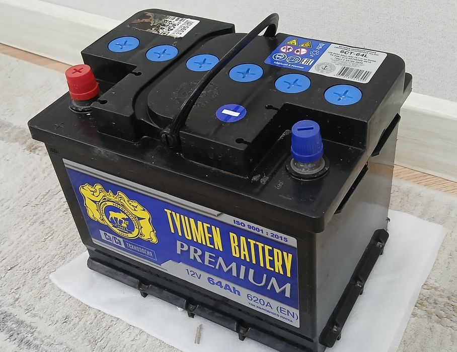 Продам Аккумулятор 12V 64Ah 620A