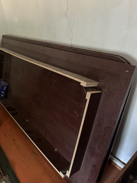 Стол для зала со стульями