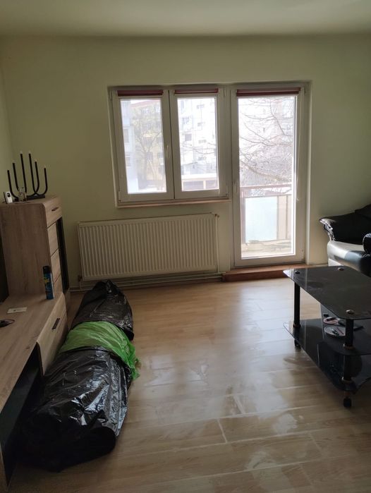 Apartament spațios cu 4 camere și 2 bai etaj 1