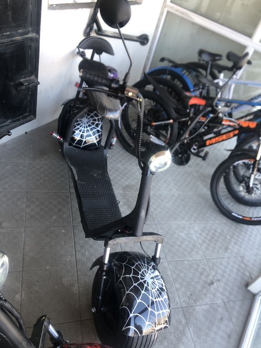 Cococity электроскутер