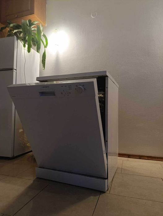 Съдомиялна машина Crown