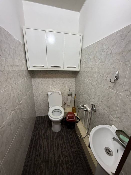 Komolon Milliy bog metro