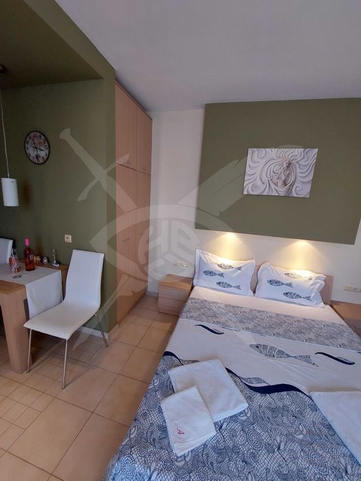 Продава се Едностаен апартамент в Созопол - 45 кв.м за 1289 €/кв.м - Снимка #1