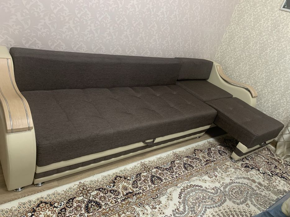 Продается диван очень хорошем состоянии