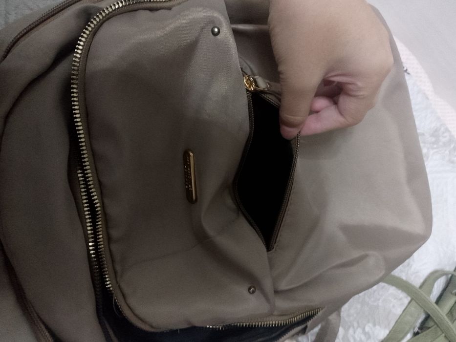 Школьный рюкзак коричневый