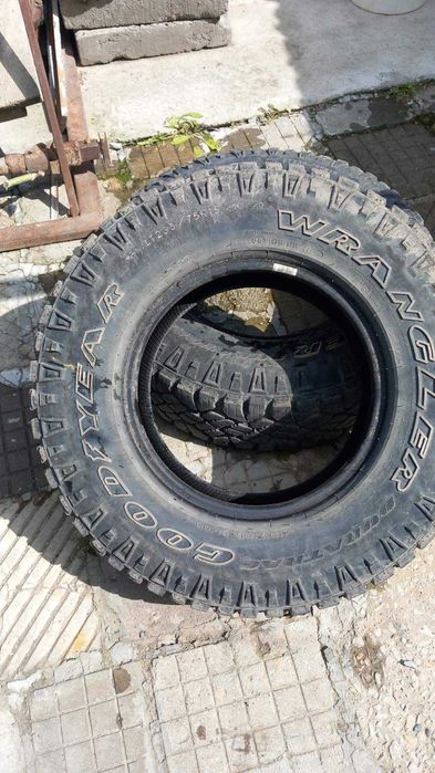 Гуми Goodyear вранглер 235/75R15