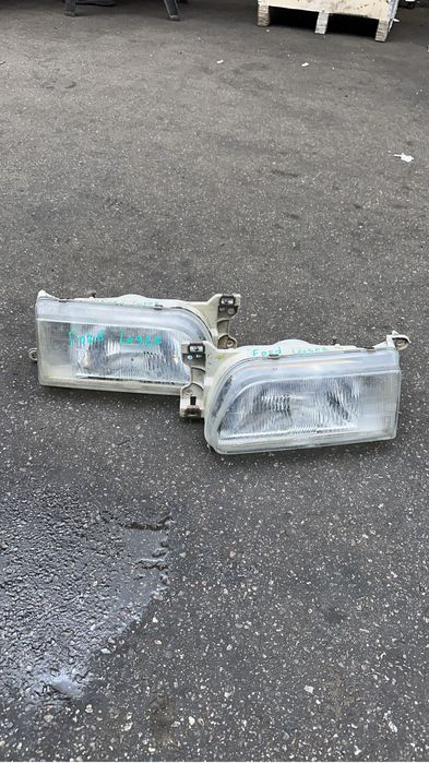 Фары на Ford Laser