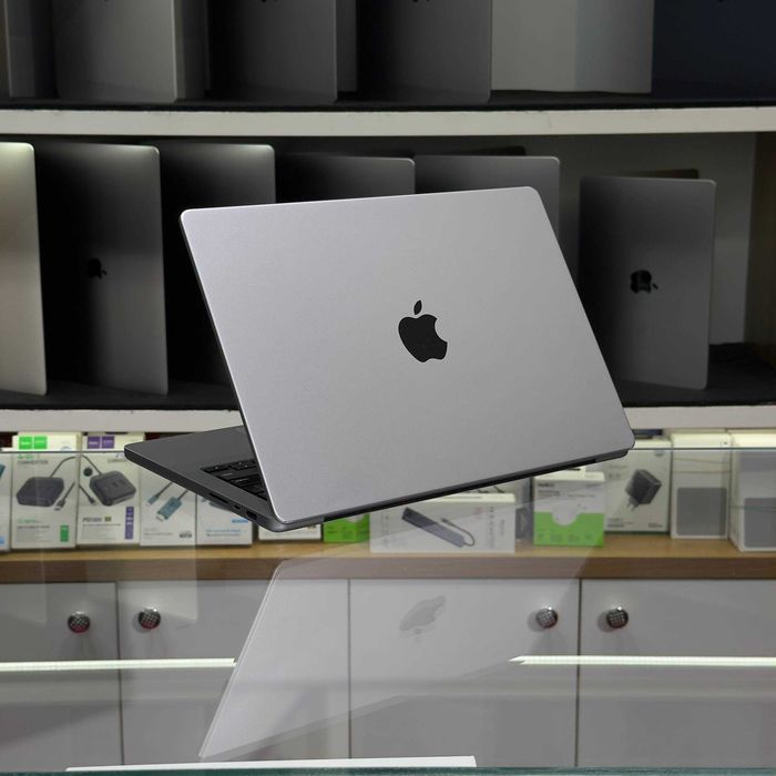 Macbook Pro 14-inch M1 Pro 16/512GB Nasiya Savdo bor