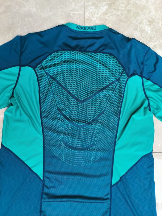 Nike Pro размер XL