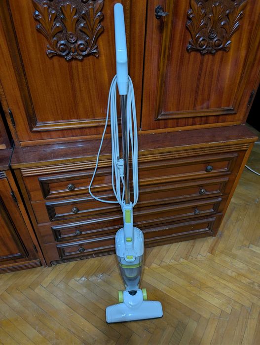 Aspirator vertical 2 în 1 Rovus Storm Vac V2, 500 W, HEPA – stare foarte bună