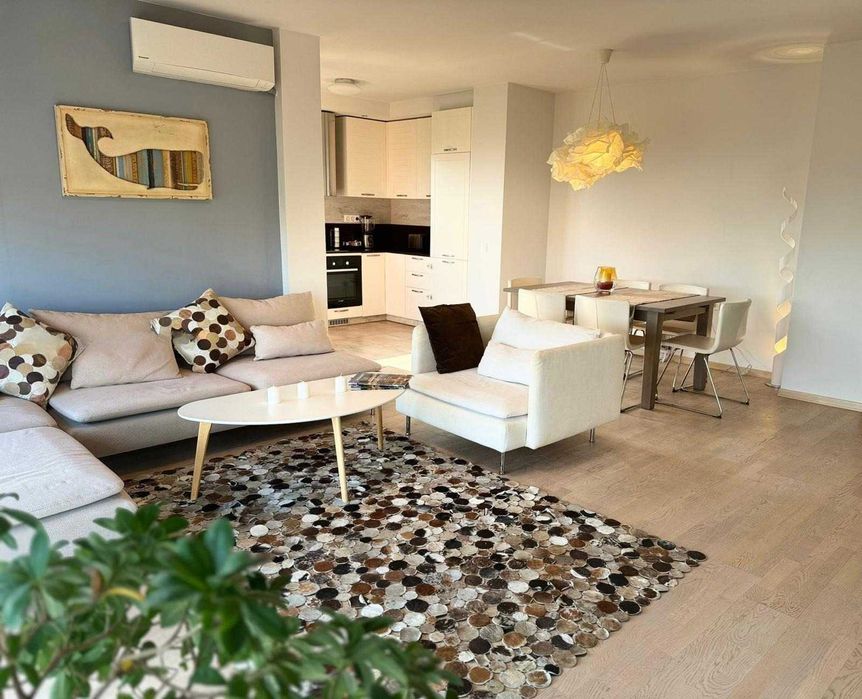 Дава се под наем Тристаен апартамент в София, Света Троица - 106 кв.м за 650 € - Снимка #2