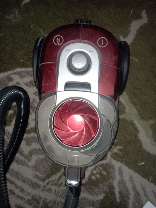 Пылесос Vitek 3600