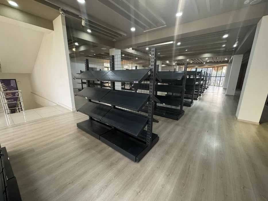 1625 м² на 1-й линии Нукусской — здание с парковкой на 15 авто