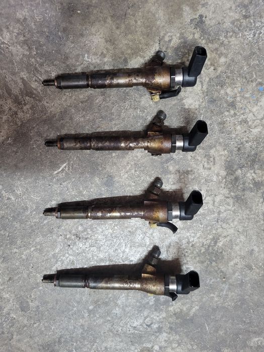 Injectoare Siemens 1.5 dci nissan qashqai 1.5 dci 106 cp 8200380253