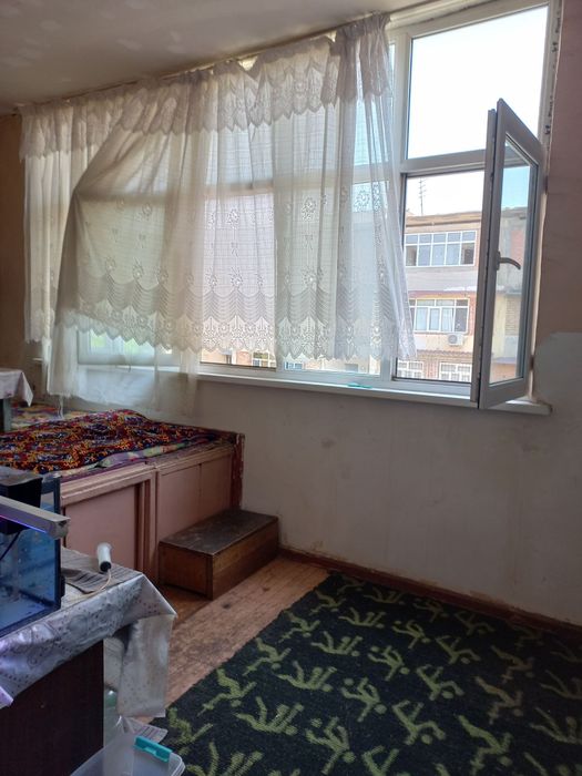 Kvartira sotiladi srochniy