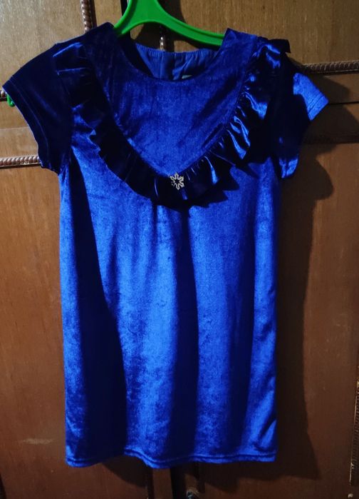 Бархатное платье праздничное