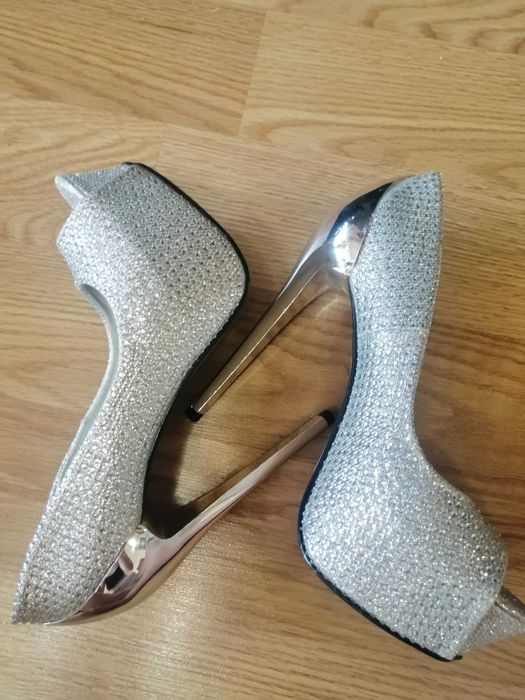 Токчета с камъни сребърни