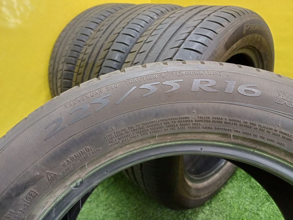 Шины 225/55 R16 Michelin комплект.