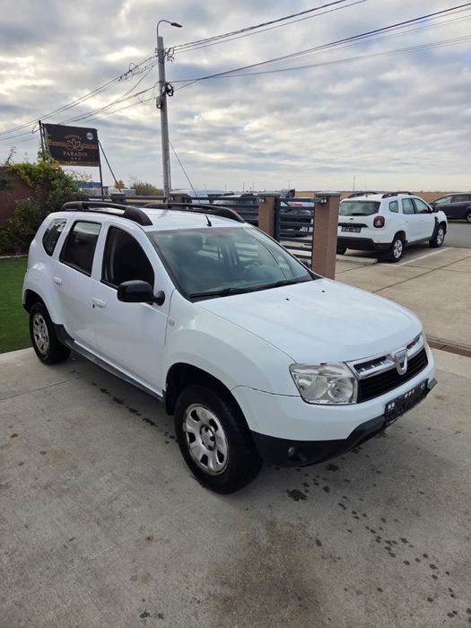 Dacia Duster , recent adus  , an 2011 , 4200 €