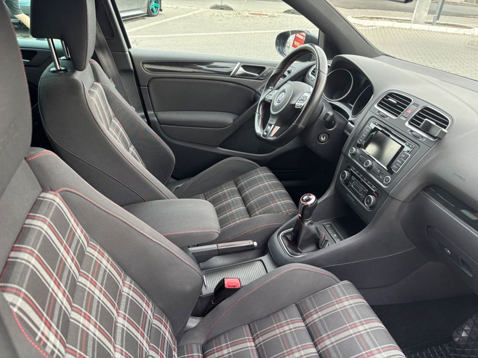 VW Golf 6 GTI , 2.0l , 211CP , EU 5 , sport , full airbag , auto parki