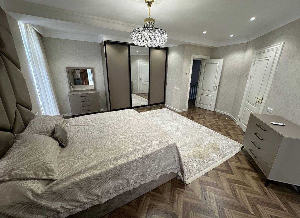 купить квартиру Ташкент ДУПЛЕКС  5/9/10 Яккасарайский район