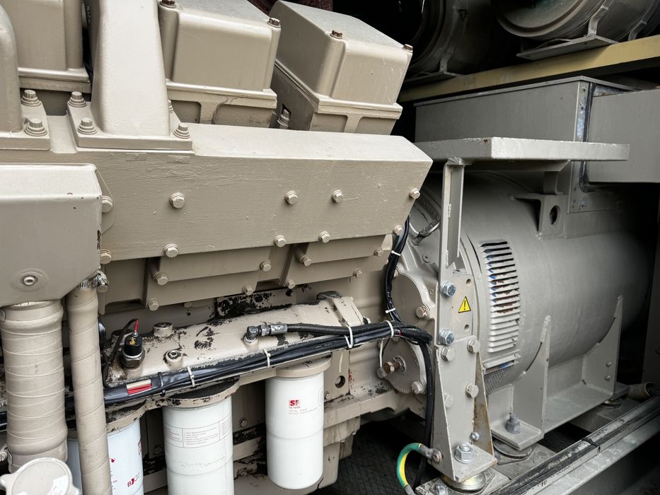 Generator cummins 720kva