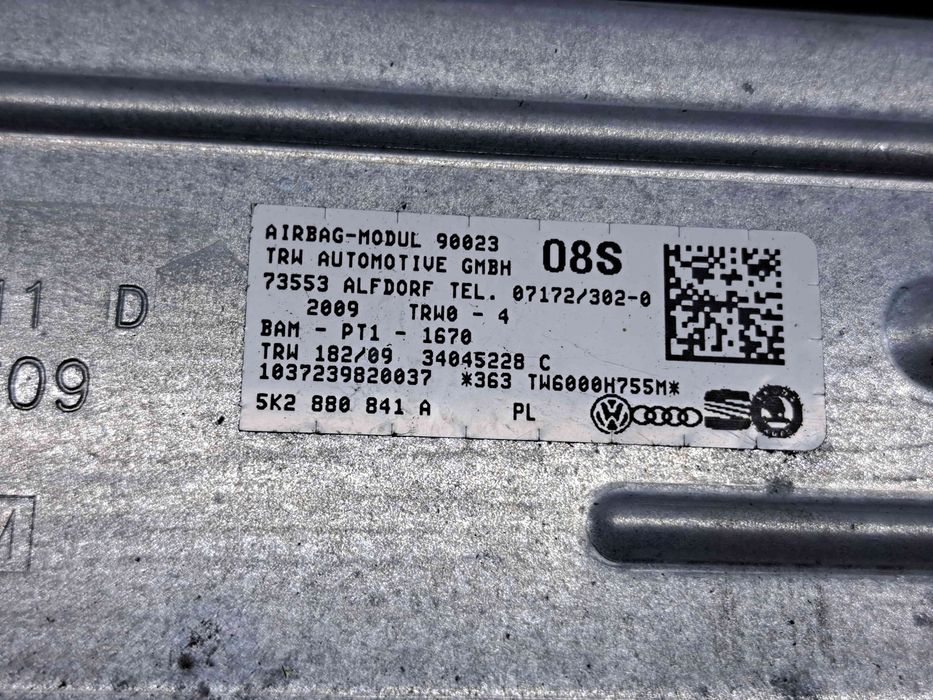 Airbag genunchi Volkswagen Golf 6 (5K1) GTD [Fabr 2009-2013] 5K288084
