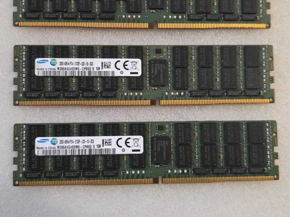 Memorie RAM Server Samsung M386A4G40DM0-CPB0Q 32GB DDR4 2133MHz PC4-2133P LRDIMM ECC 4Rx4