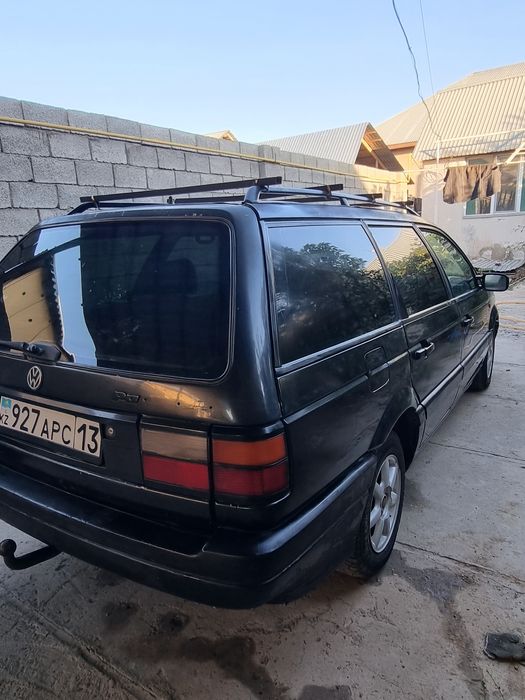 Продам пассат универсал 1993
