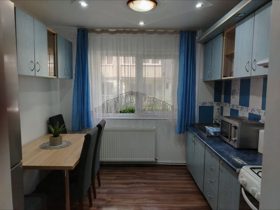 Închiriez apartament 2 camere