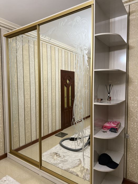 Продам шкаф купэ и комод для обуви