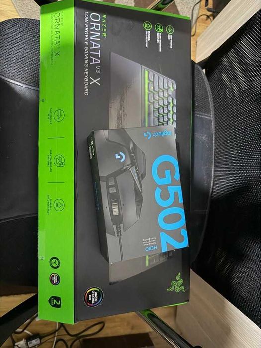 Setup gaming i5 10600K. 32g ddr4, ssd nvme 512GB monitor144HZ  video 8GB