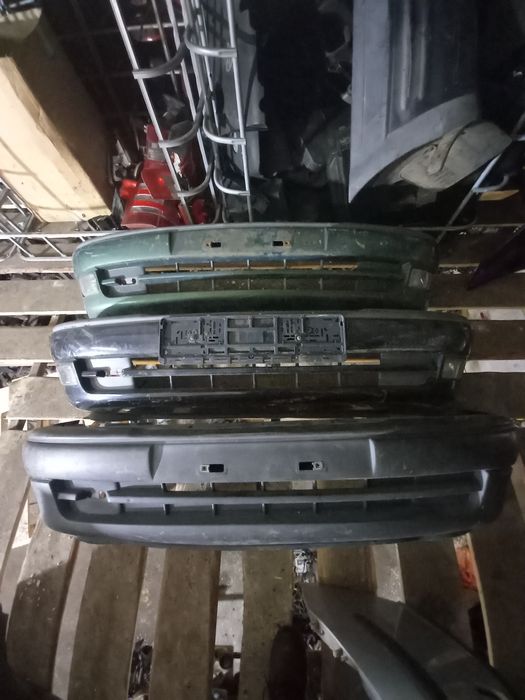 Бампер передний на Опель Астра F