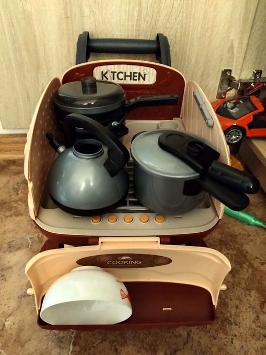 Продам детские игрушки