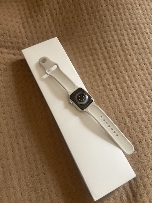Apple watch 8 series