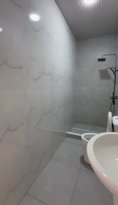 Коттедж.Ханабод. 1,1 сотка. 5 комнат. 2 этажа