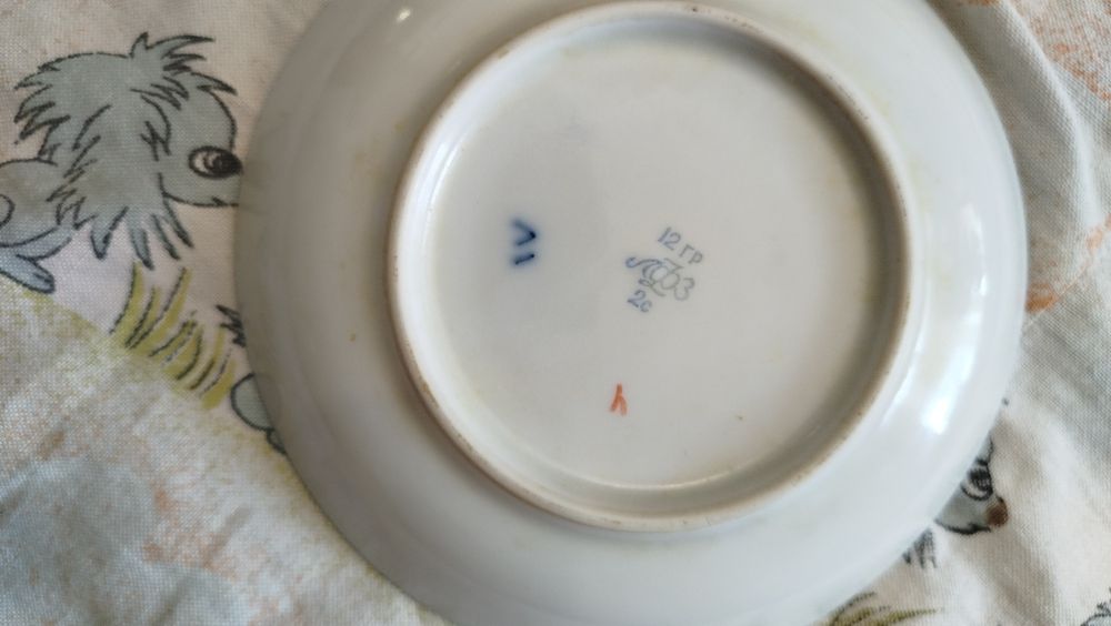 Фарфоровые блюдца СССР