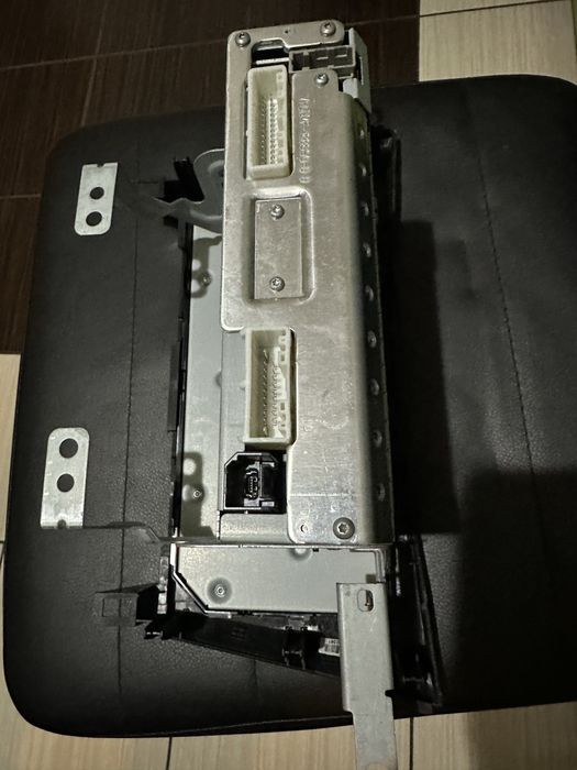 Cd player*mp3 player*radio*bluetooth*Nissan*unitate !