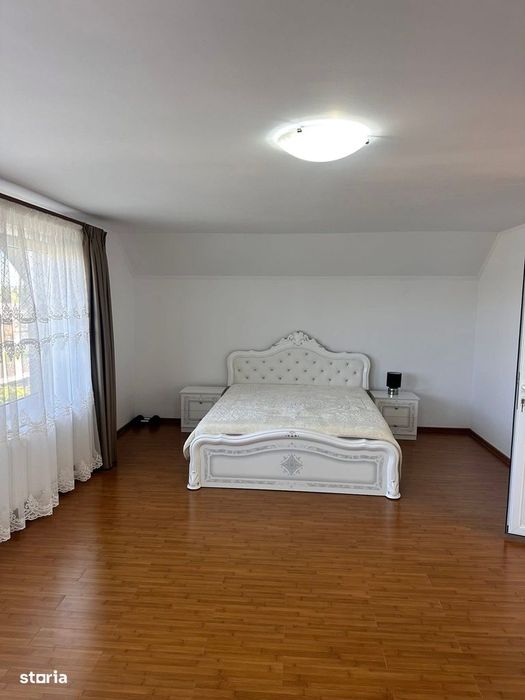 De vanzare casa din caramida mobilata și utilata suprafata teren 3000