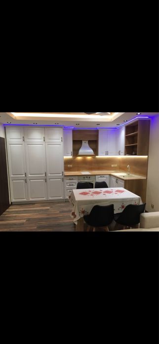 Дава се под наем Тристаен апартамент в София, Надежда 2 - 84 кв.м за 797.64 € - Снимка #1