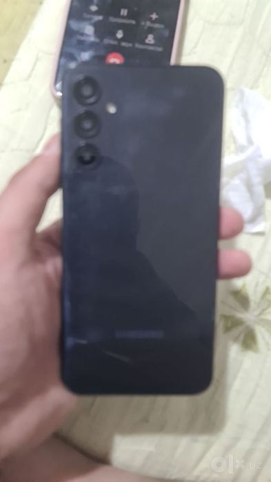 Продам Samsung a 24 срочно не дорого