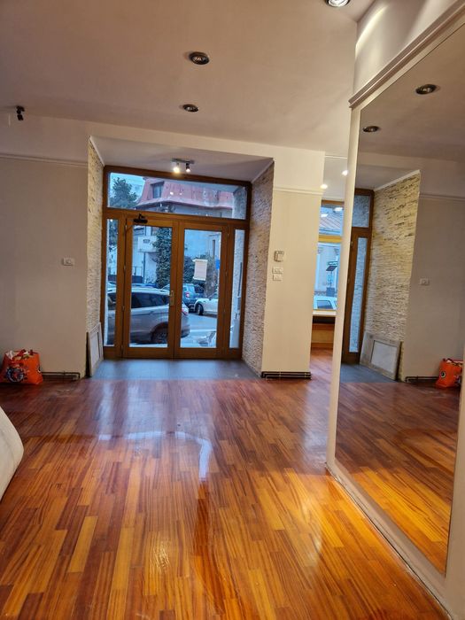Spatiu comercial de lux de inchiriat zona Dorobanti