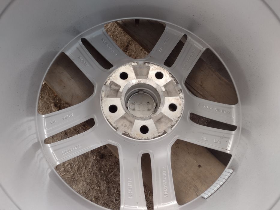Нови 17-5х112 ЕТ42 7j Audi A4 S4 B9