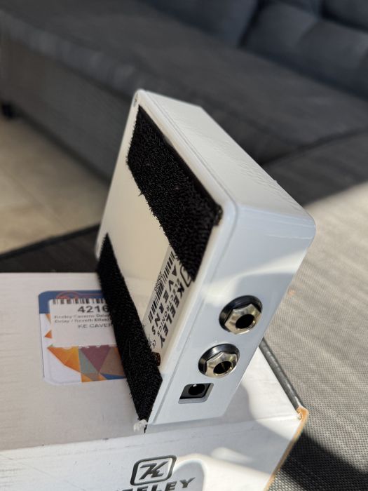 Pedala Keeley Caverns Delay Reverb v2